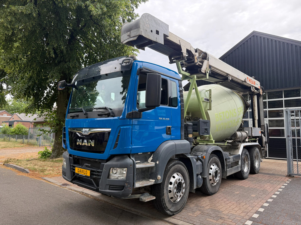 MAN TGS 35.440 THEAM 15m Conveyor Belt | Liebherr| Remote Control | Ready to Work 54789695-0.jpg | Davilo Trucks 