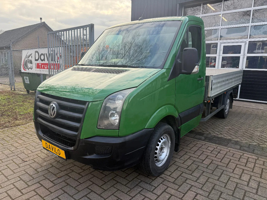 Volkswagen Crafter 2.0 TDI - Manual - 3 seat - AHK 51073119-0.jpg | Davilo Trucks 