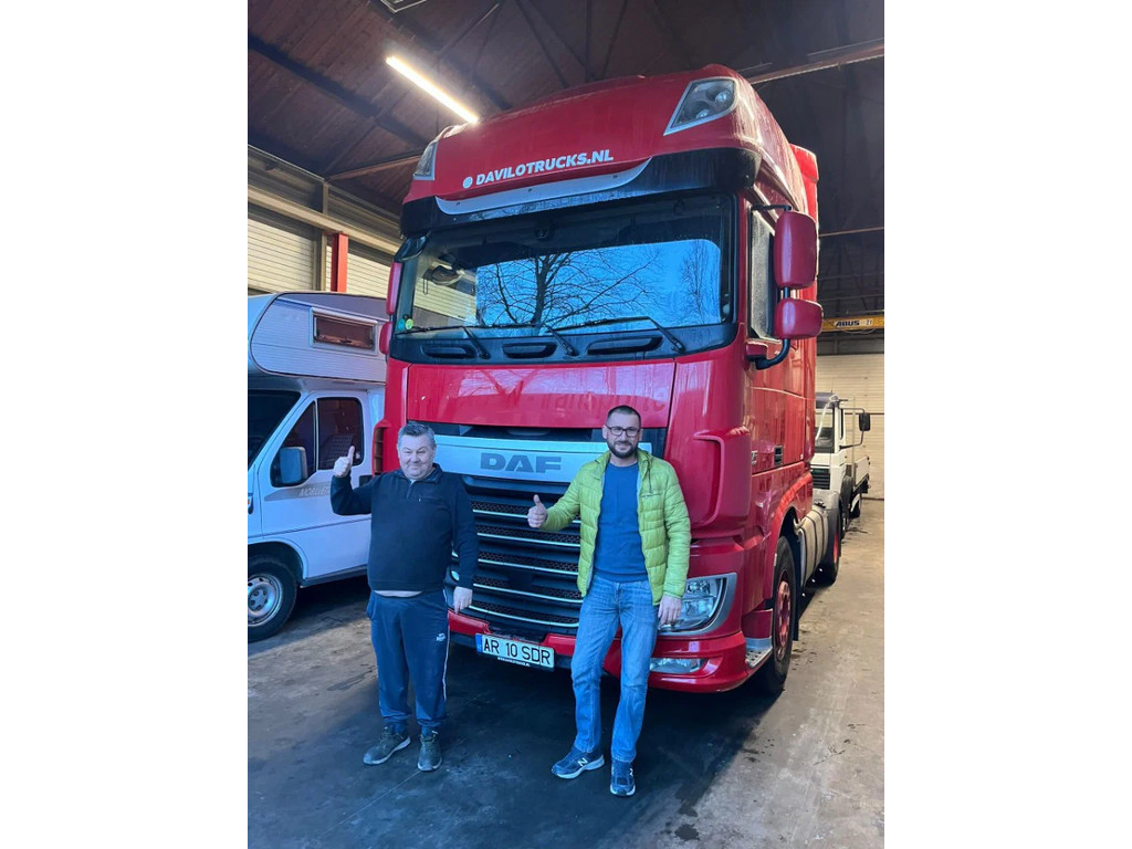 DAF  XF 460 Super Space Cab - 2x Tank - Retarder -AC- German Truck 51096575-0.jpg | Davilo Trucks 