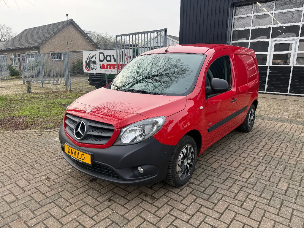 Mercedes-Benz Citan 108 CDI Very good condition - only 114.922 km - Kastenwagen 51466402-0.jpg | Davilo Trucks 