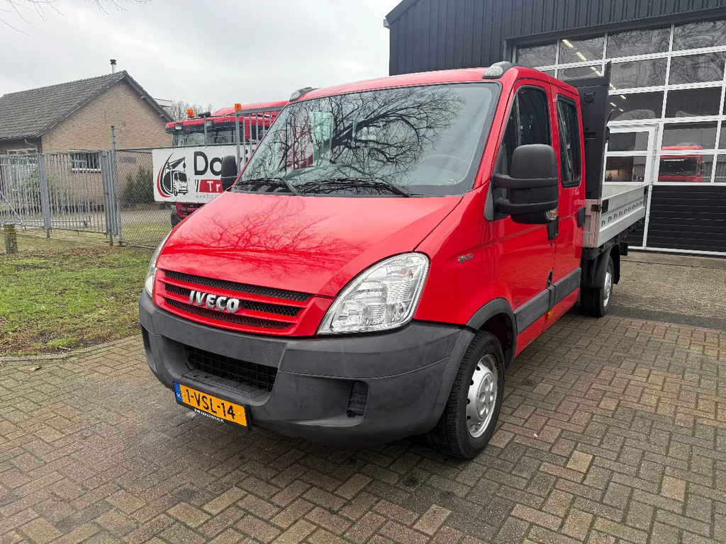 Iveco Daily 29L10 DOKA - Only 109.120 km- pickup - top condition 51588414-0.jpg | Davilo Trucks 